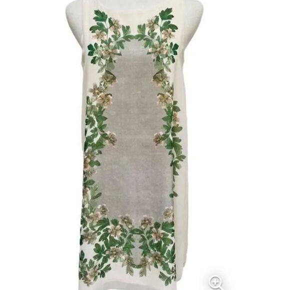 Max studio cream, a line dress with floral design size small - Picture 4 of 12